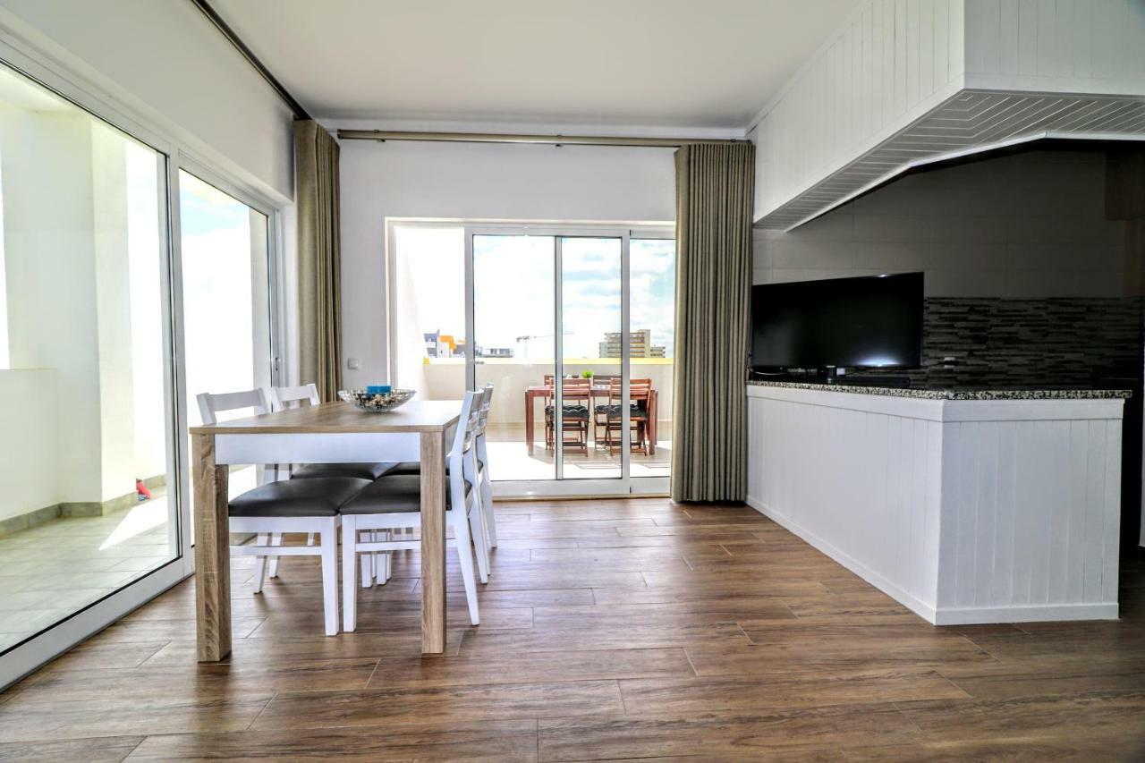 By The Sea - Sea View Torres Apartment Portimao Exterior photo